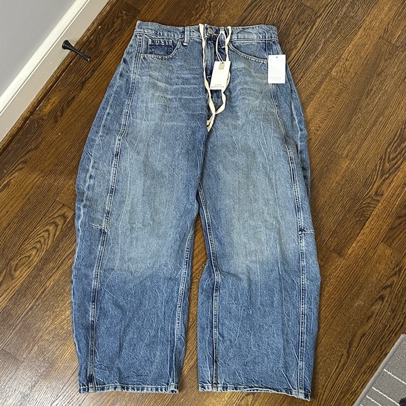 Good American Denim - NWT- Good American Good Extreme Barrel Jeans - Size 27